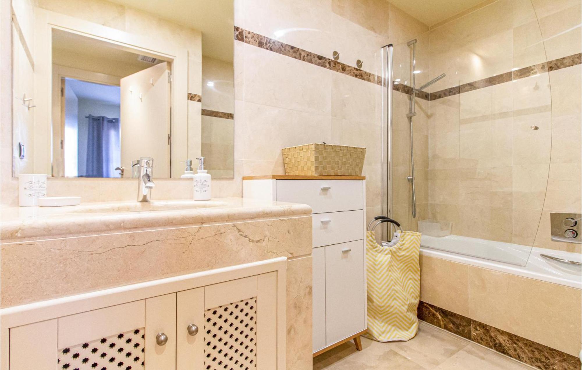 Amazing Apartment In Los Alcazares With Kitchen Kültér fotó
